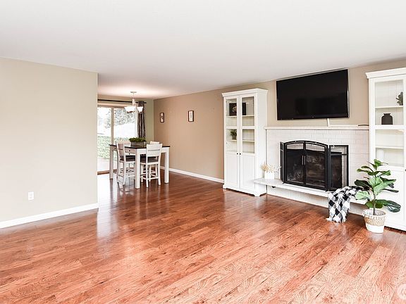 2nd image of 9102 46th Drive NE