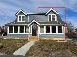 3082 Norcott Dr #A, Keego Harbor, MI 48320