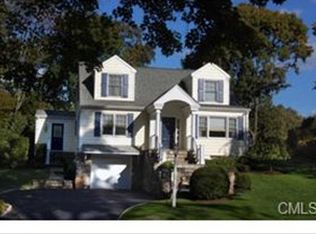 21 N Ridge Rd, Old Greenwich, CT 06870