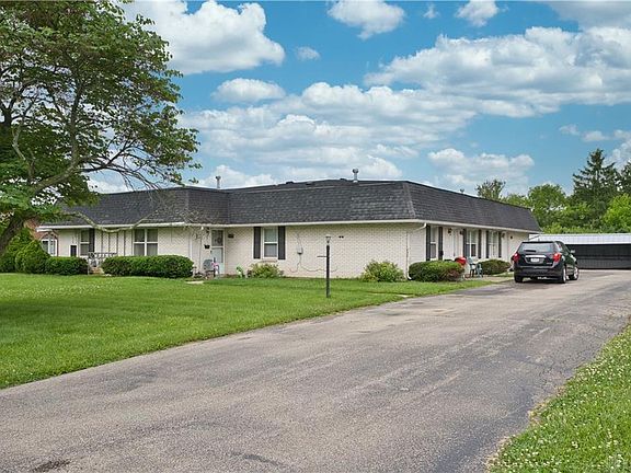 3rd image of 7739 Essington Cir