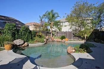 2nd image of 828 Shetland Ct