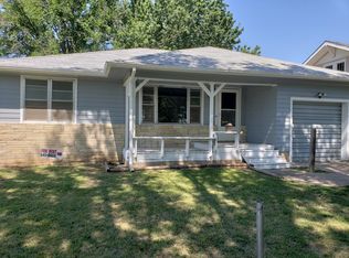 707 N School St, Eureka, KS 67045
