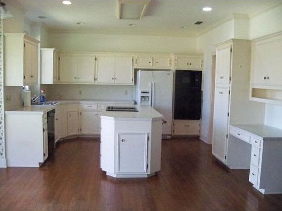 5th image of 565 County Road 5021