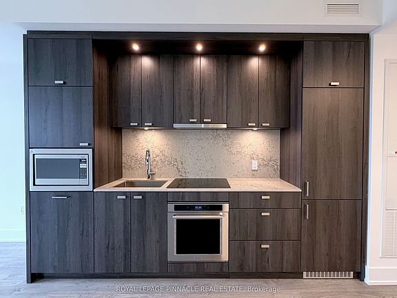 4th image of 858 Dupont St #444