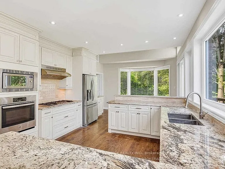3242 Shelburne Pl — Photo 22