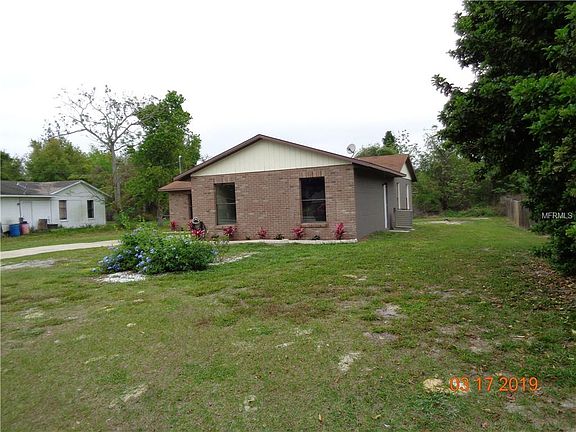 2nd image of 2784 Foxdale Dr