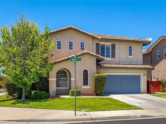 2nd image of 36047 Tarah Ct