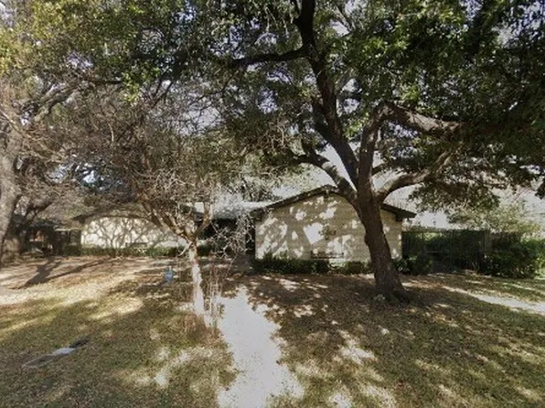4905 Rock River Dr, Fort Worth, TX 76103