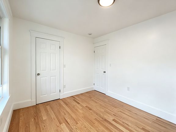 2nd image of 135 Safford St #1