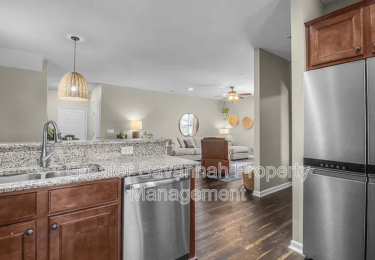 153 Hamilton Grove Dr — Photo 18