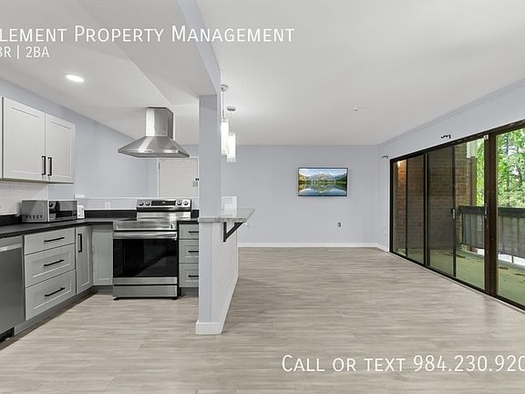3rd image of 500 Umstead Dr APT B203