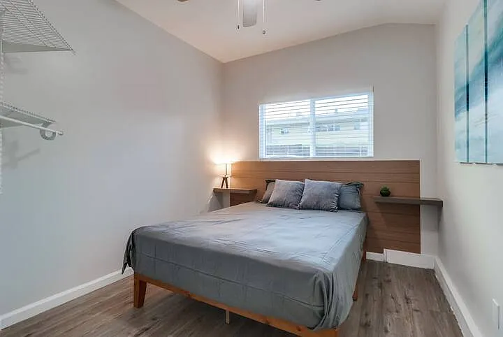 5 bed, 1500 sqft, $1,600 — Photo 3