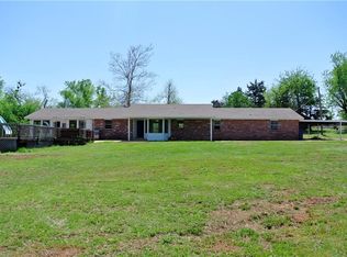 2333 Fox Ln, Blanchard, OK 73010