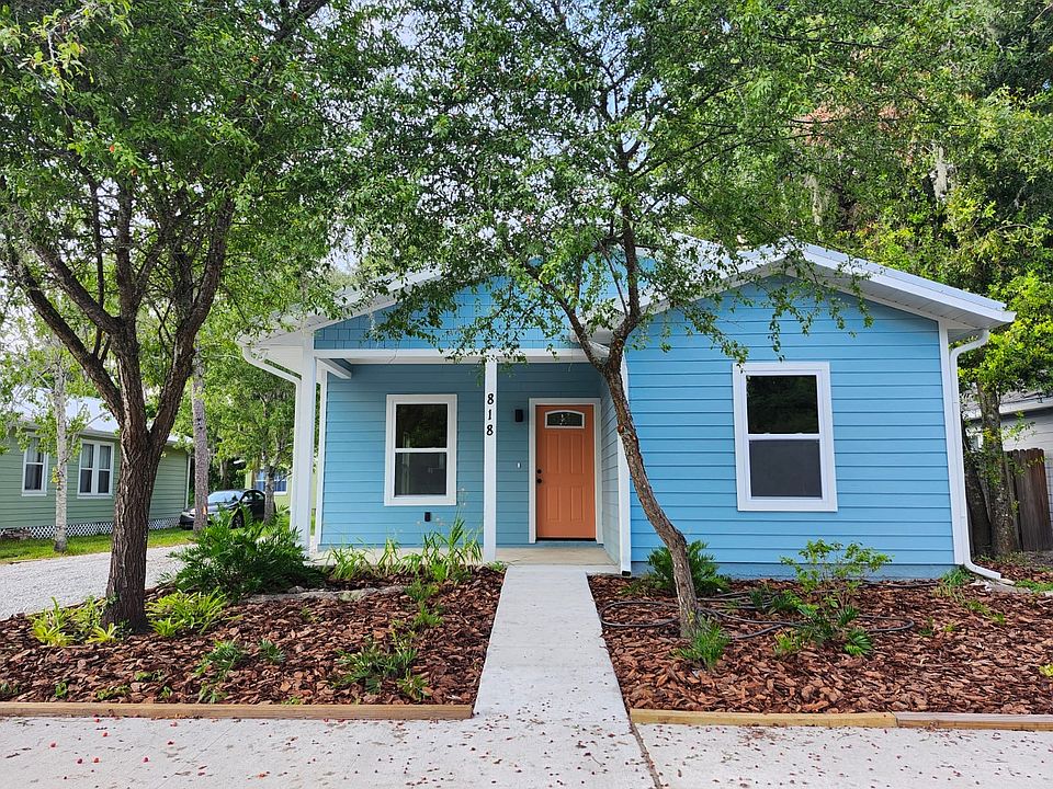 1st image of 818 NW 7th Ave