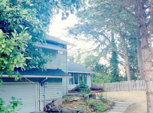 17036 SE 12th Pl, Bellevue, WA 98008