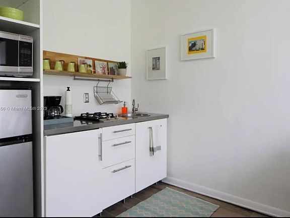 5th image of 3700 Collins Ave #S-308
