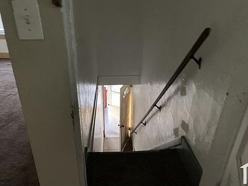 4th image of 3227 Walton Ave #Up