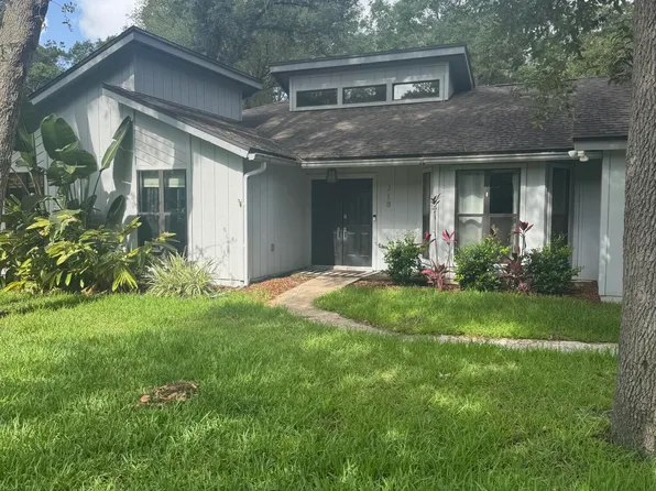 318 TARRASA Drive, Jacksonville, FL 32225