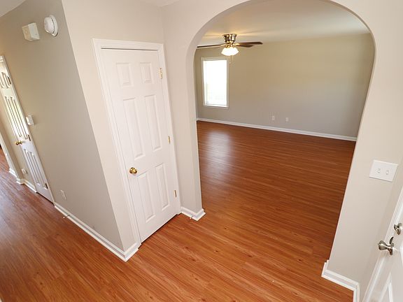 2nd image of 120 Downing Bluff Dr