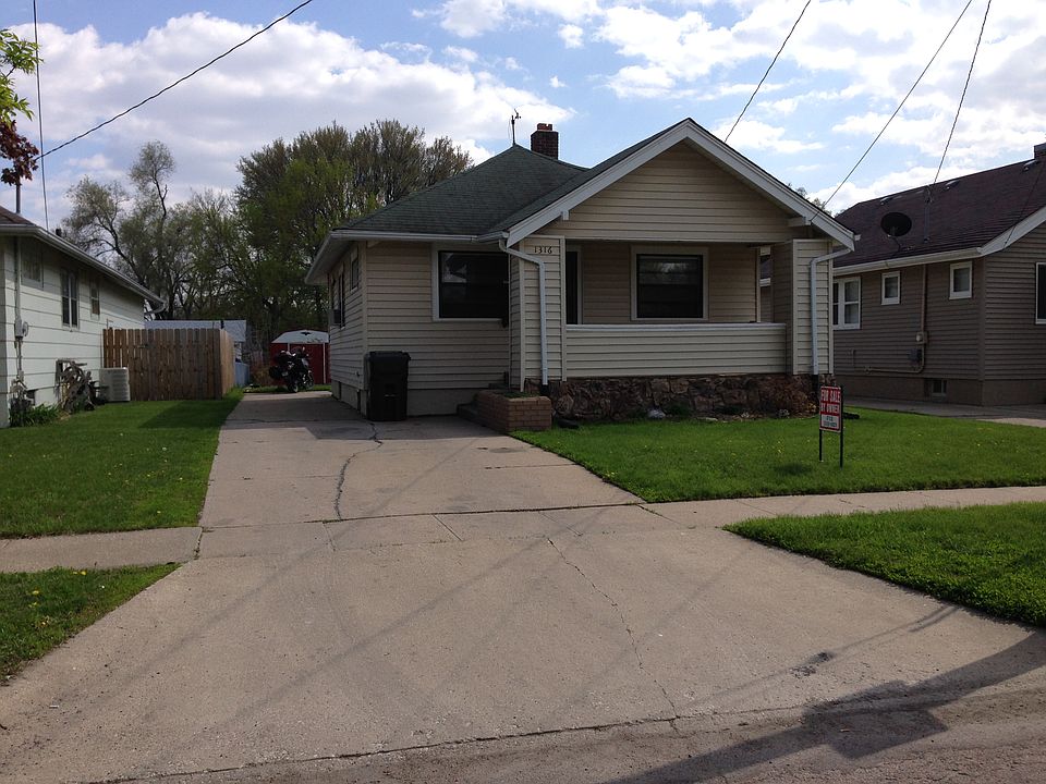 1316 W 28th St