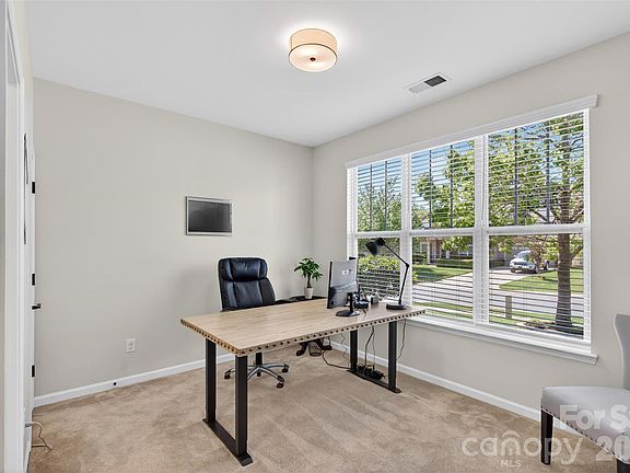 4th image of 6038 Durango Way