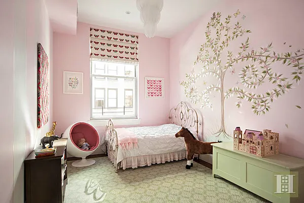 Sold by Halstead Real Estate | media 8