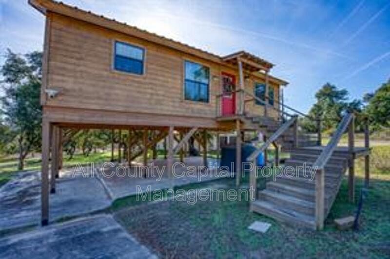 1st image of 1417 Edgewater Dr