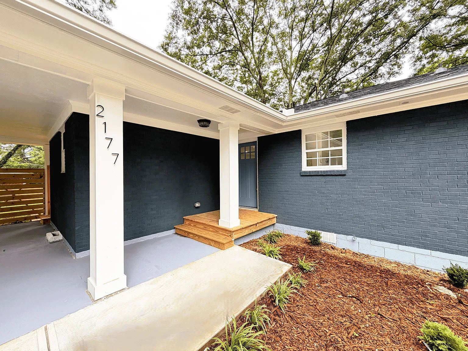 3 bed, $2,550 — Photo 1