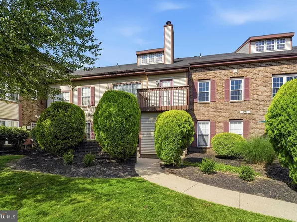630 Palmer Ln, Morrisville, PA 19067