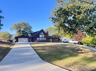 30341 Pinedale Dr, Tehachapi, CA 93561
