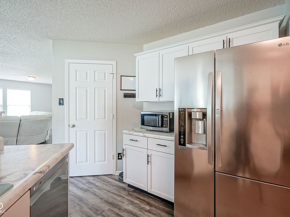 9775 Big Bend Dr, Indianapolis, IN 46234 | Zillow