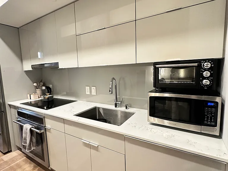 450 S Main St #613 — Photo 7