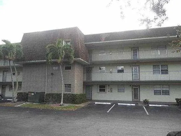 613 S State Road 7 #3E