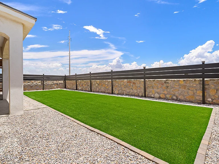 13992 Margaret Ponce Ave — Photo 30