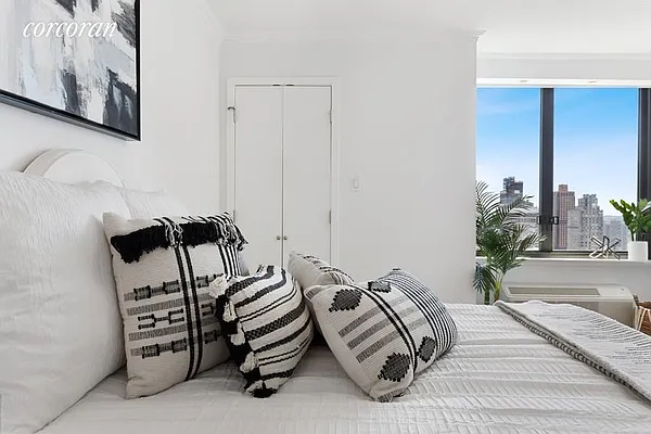 Rented by Corcoran | media 17