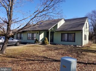 5 Eisenhower Ct, Sicklerville, NJ 08081