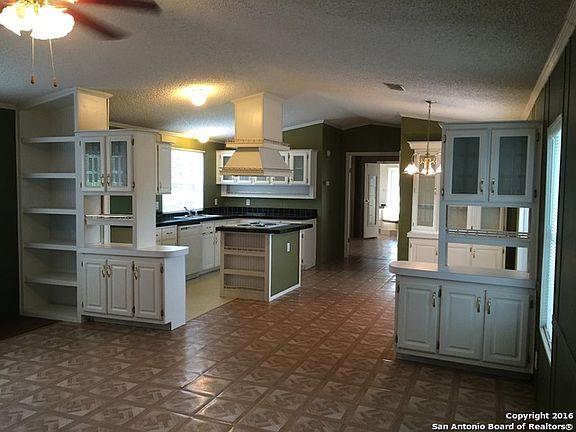 4th image of 205 Brianna Ct