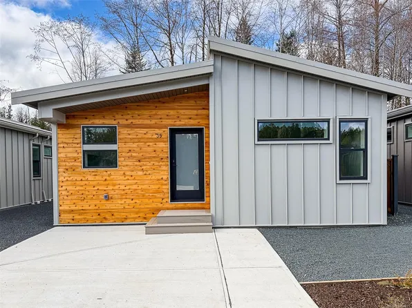 3025 Royston Rd #35, Cumberland, BC V0R 1S0