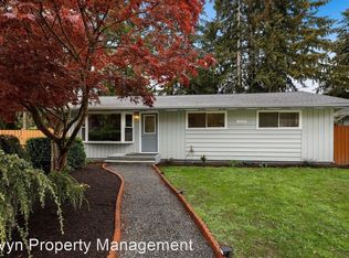 2006 211th Pl SW, Lynnwood, WA 98036