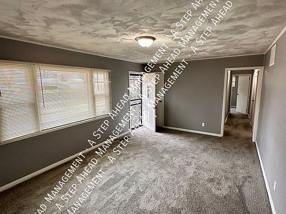 2nd image of 3921 Wallace Ave