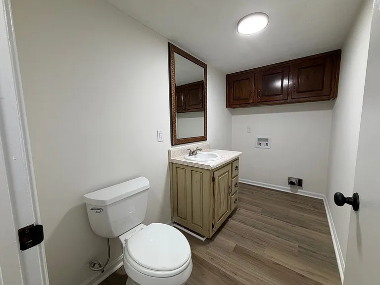 107 Austin Ct — Photo 5