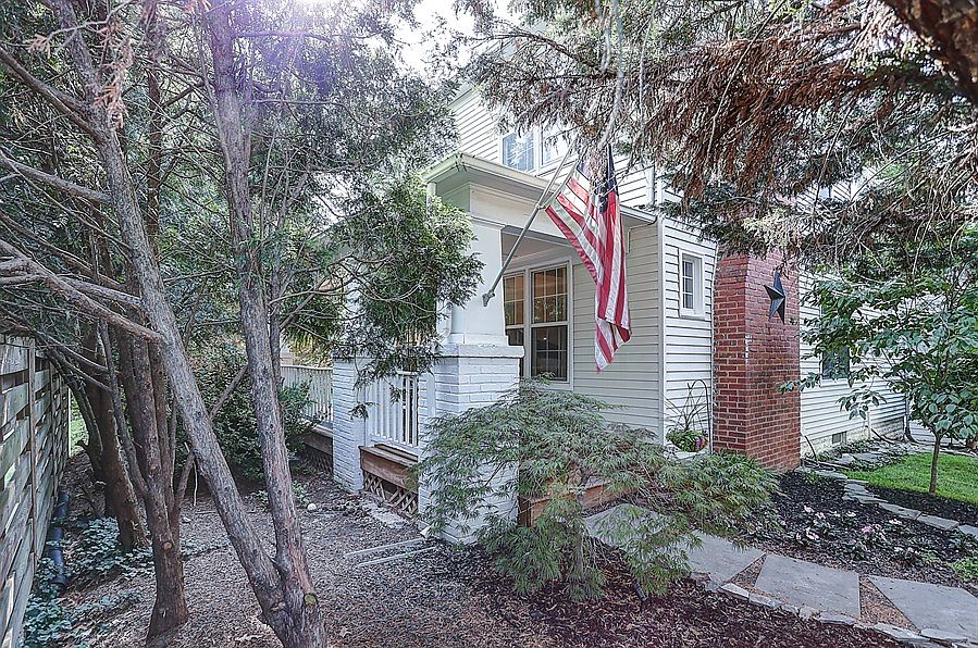 1st image of 10525 Mereworth Ln