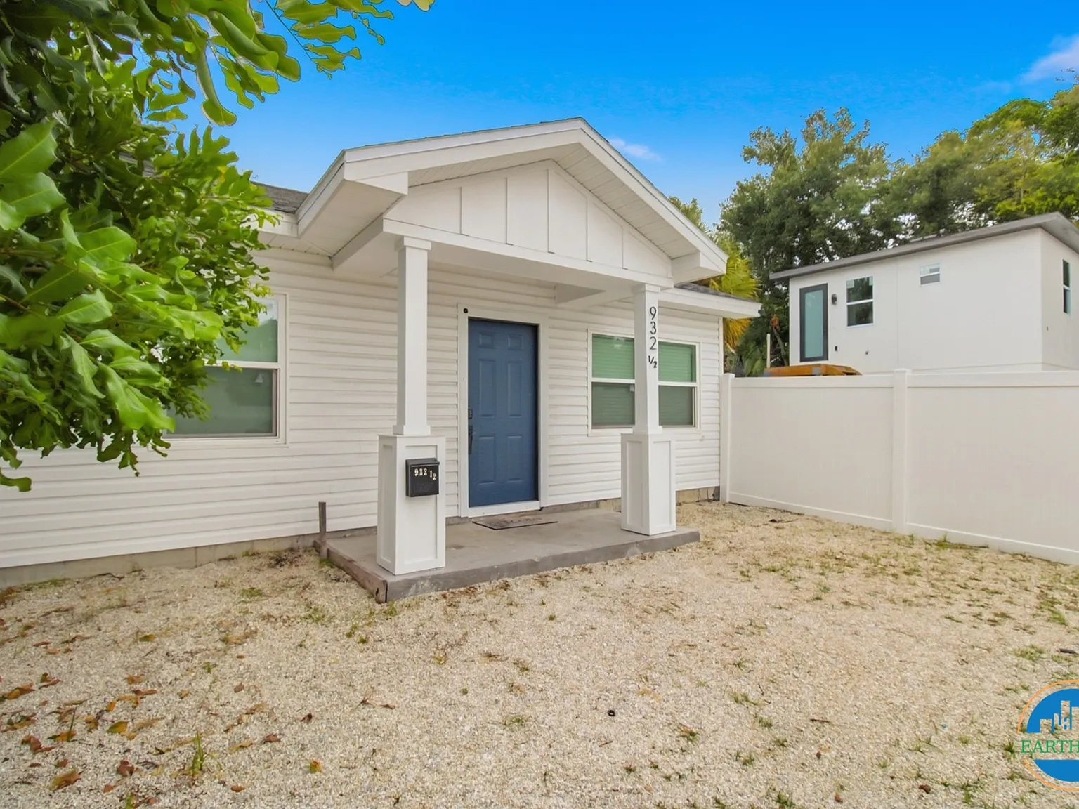 2 bed, 700 sqft, $1,995 — Photo 4