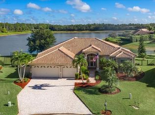 922 Tropical Bay Ct, Naples, FL 34120