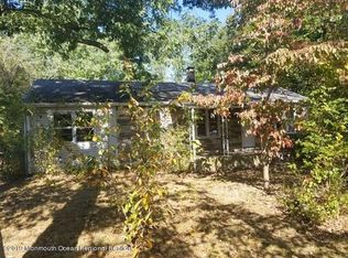 608 Hulses Corner Rd, Howell, NJ 07731