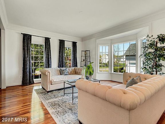 5th image of 7605 Coopers Hawk Dr