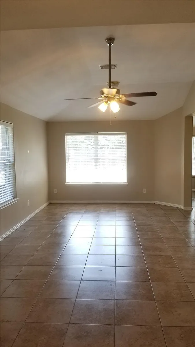 Building Photo - 3935 Cary Creek Dr