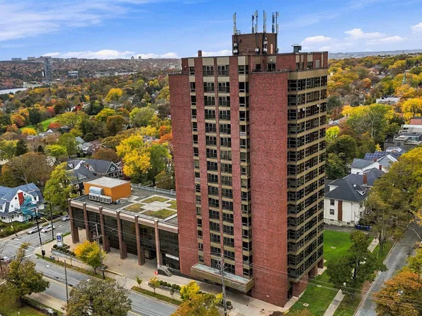 6369 Coburg Rd #806, Halifax, NS B3H 4J7