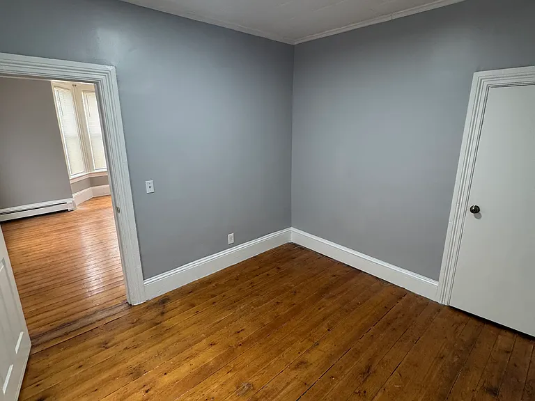 592 Front St #1 — Photo 17
