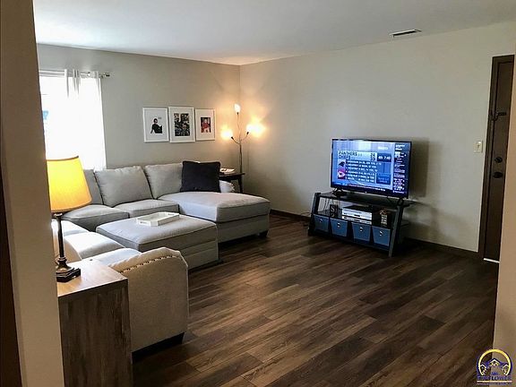 2nd image of 3059 SW Maupin Ln APT 7